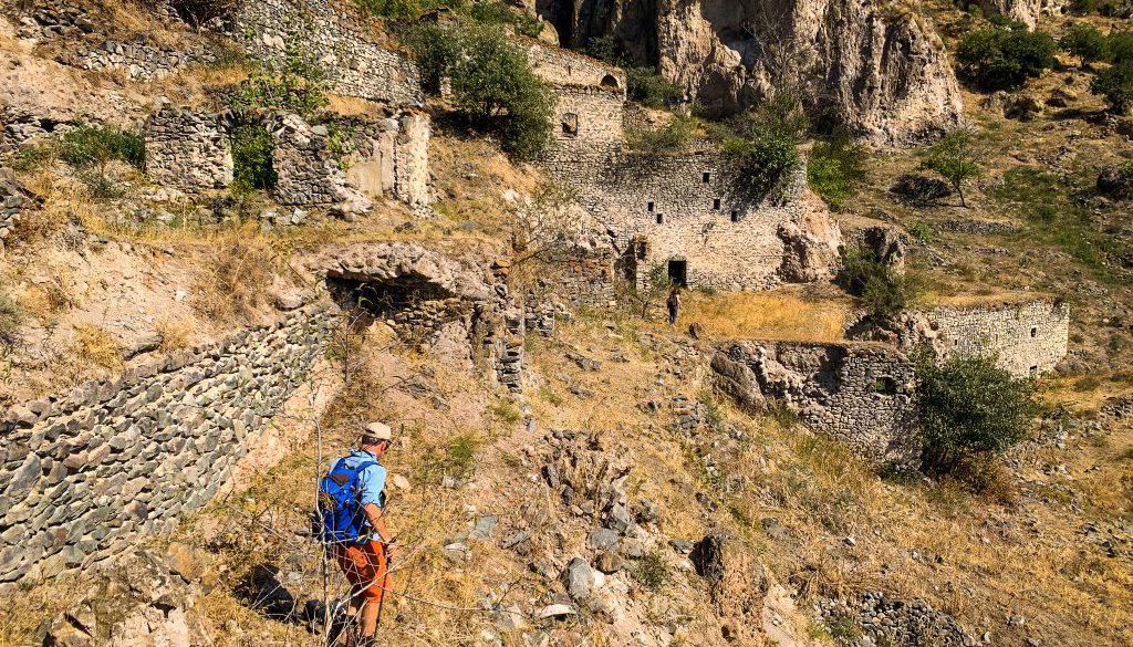 hiking-the-transcaucasian-trail-in-syunik-armenia-7