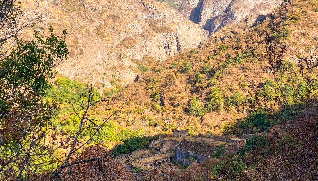 hiking-the-transcaucasian-trail-in-syunik-armenia-14