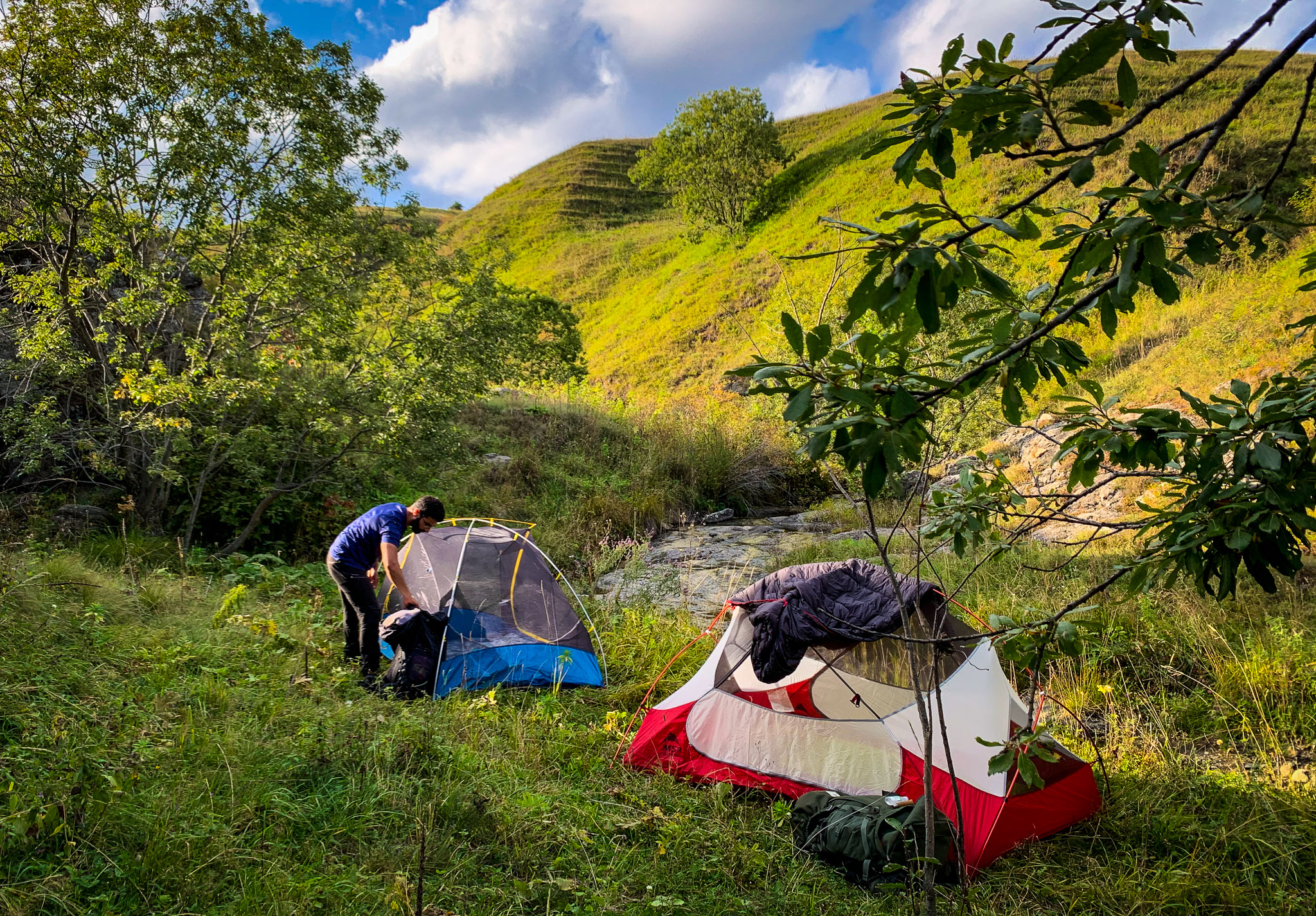 Know how to set up your tent before setting off on the TCT.